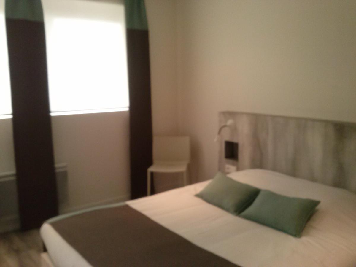 Logis - Hotel Restaurant Du Canard Hangest-sur-Somme Phòng bức ảnh